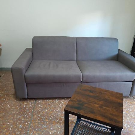 Hortis Apartment, 5 persone, 2 camere, balcone, Metro C e tram per il centro Roma Esterno foto