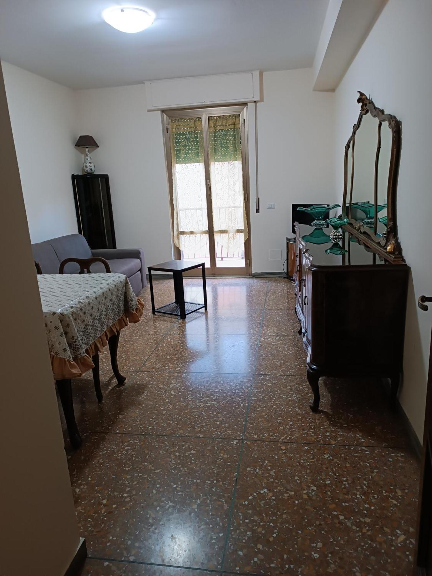 Hortis Apartment, 5 persone, 2 camere, balcone, Metro C e tram per il centro Roma Esterno foto