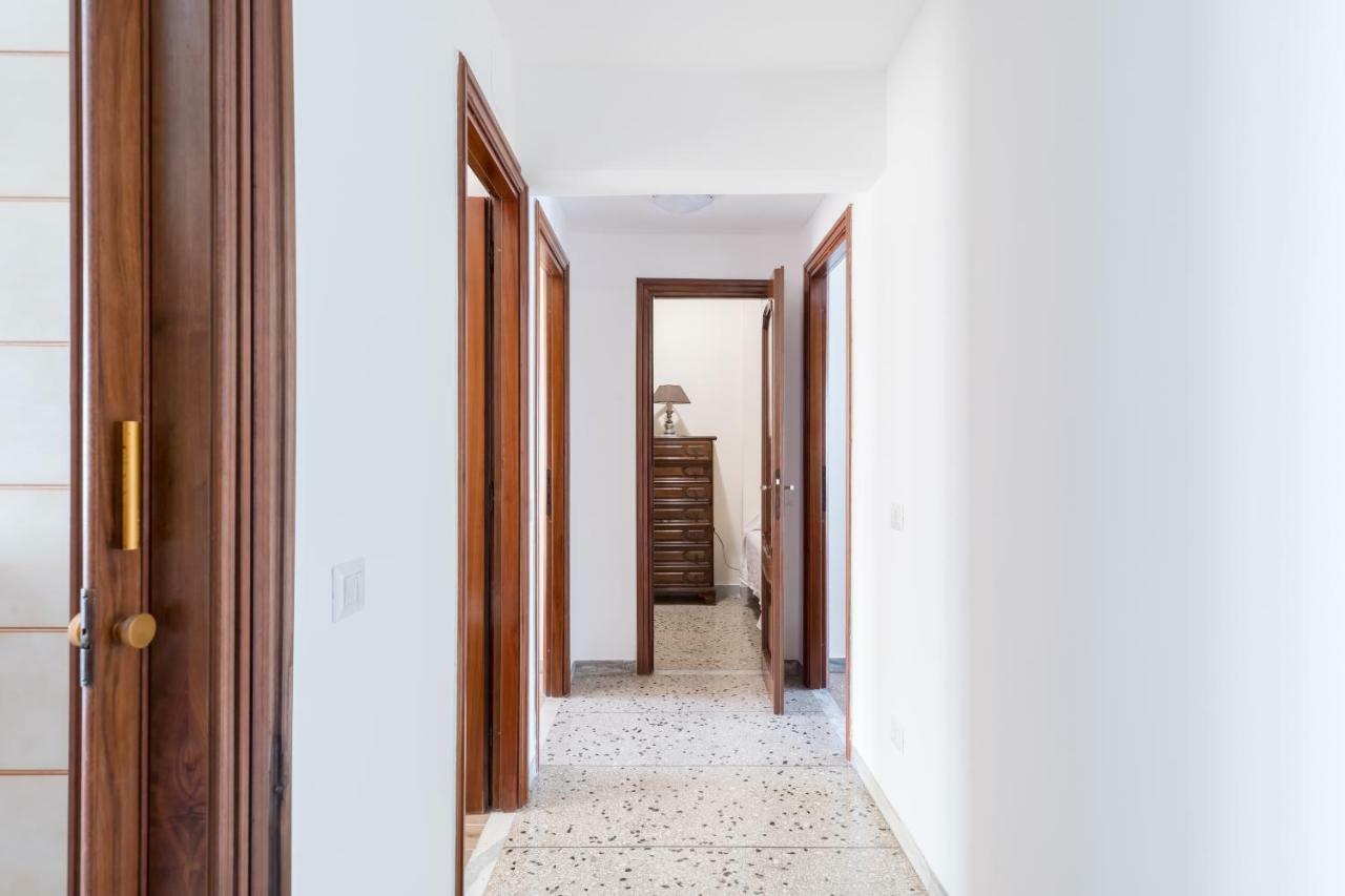 Hortis Apartment, 5 persone, 2 camere, balcone, Metro C e tram per il centro Roma Esterno foto